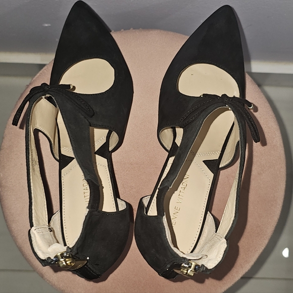 Adrienne Vittadini Black Heels - Picture 3 of 12